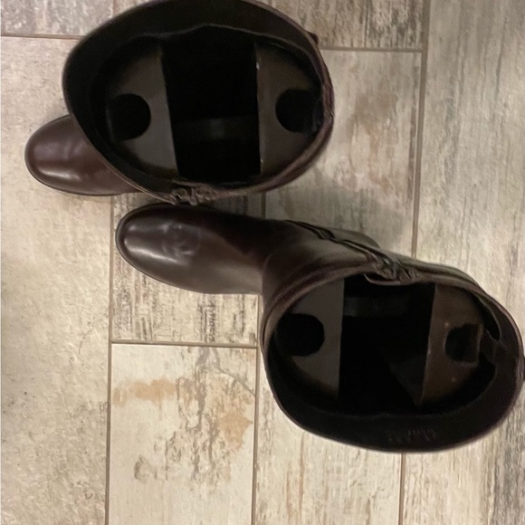 Stuart Weitzman Luxury Leather Boots Size 7 1/2. Made in Spain. - Picture 8 of 11